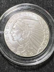 lot 10 image: 1 TROY OZ .999 FINE SILVER GOLD INDIAN DESIGNED ROUND IN AIRTITE