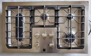 lot 9 image: NEW Kenmore Elite 36 Gas Cooktop