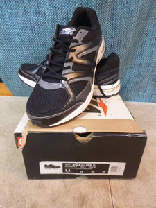 lot 61 image: Mens Avia AVI-Execute II Tennis Shoes