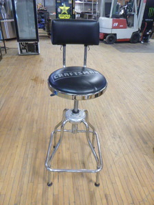 lot 64 image: Craftsman Adjustable Shop Stool
