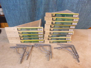 lot 68 image: Shelf Brackets