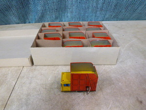 lot 151 image: 12 Wind-Up Toys