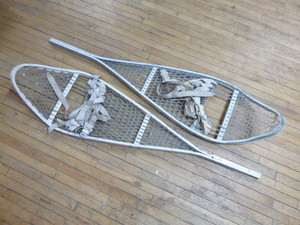 lot 152 image: Pair of Snow Shoes