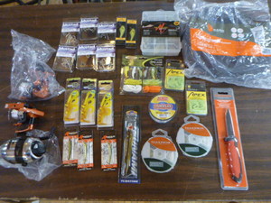 lot 180 image: Fishing Items