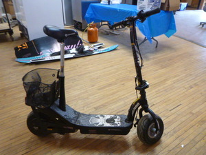 Currie E-Zip E400 Electric Scooter