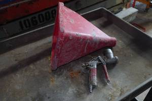 lot 395 image: Texture Sprayer with Hopper