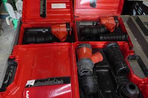 lot 407 image: 3 Hilti TE DRS-B Dust Extractors
