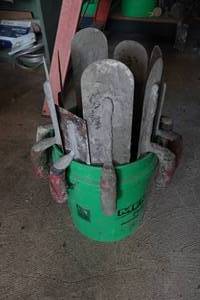 lot 411 image: Assorted Concrete Finishing Tools