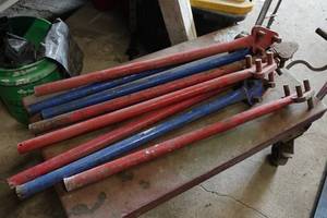 lot 463 image: Rebar Benders