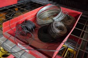 lot 479 image: Tie Wire