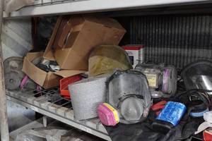 lot 841 image: 3M Respirator Gear, Respirators, Filters, Cleaners