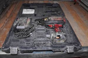 lot 261 image: Max RB397 Cordless Rebar Tying Tool