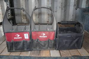 lot 303 image: 3 Tool Carriers