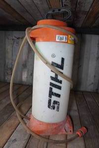 lot 302 image: Stihl 10L Portable Water Supply