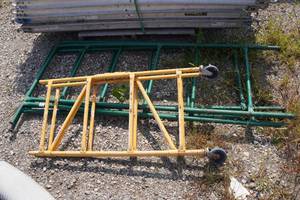 lot 208 image: Scaffold Uprights