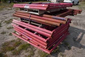 lot 176 image: Scaffold Uprights - Most 67 Tall