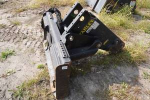 lot 158 image: Bostitch MB05 Mounted Hydraulic Breaker Skid Steer Attachment