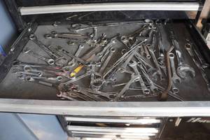 lot 226 image: Wrenches - Craftsman, Husky