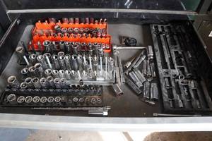 lot 229 image: Sockets and Ratchets - 38 Drive