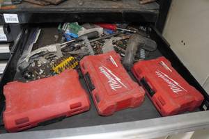 lot 235 image: Assorted Bits