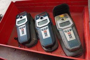lot 472 image: Bosch GMS120 Wall Scanners