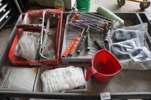 lot 489 image: Painting Tools
