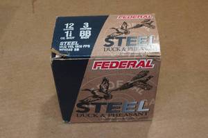 lot 490 image: 25 Federal Duck & Pheasant 12 Ga 3 Steel BB Shot Shotshells