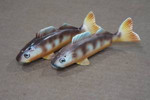 lot 73 image: Vintage Salt and Pepper Shaker Set - Walleye