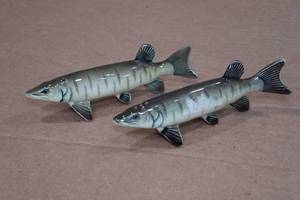 lot 76 image: Vintage Salt and Pepper Shaker Set - Sturgeon