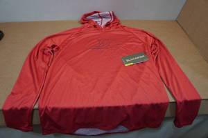 lot 103 image: Blackfish Guide UPFCooling Hooded Long Sleeve - Medium
