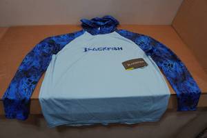 lot 117 image: Blackfish Guide UPFCooling Hooded Long Sleeve - XL