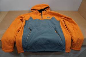 lot 126 image: Blackfish Gale Quarter Zip Jacket - Medium