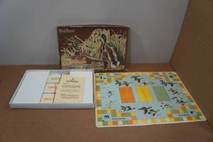 lot 167 image: Vintage Duck Hunter Board Game