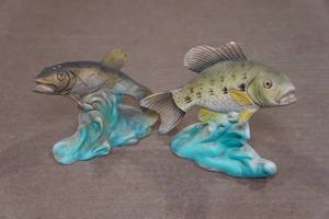lot 168 image: Vintage Salt and Pepper Shaker Set - Pickerel & Black Bass