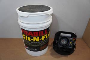 lot 2A image: Vexilar FL-8 SLT Flasher with Frabill Sit-N-Fish Bucket