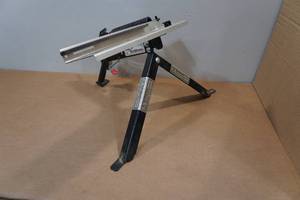 lot 250 image: Outers Birdmaster Clay Pigeon Thrower