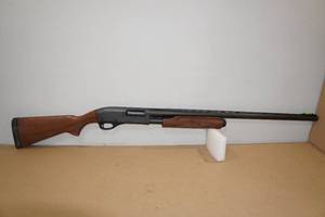 lot 1V image: Remington 870 Express Magnum 12 Gauge Pump-Action Shotgun