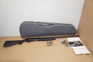 lot 1T image: 2004 Benelli Super Black Eagle II 12 Gauge Semi-Auto Shotgun
