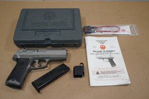 lot 1R image: Ruger P94DC .40 S&W Semi-Auto Pistol - 2 Magazines
