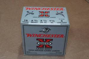 lot 449 image: 25 Winchester Super-X 16 Gauge 2-34 Lead 6 Shot Shotshells