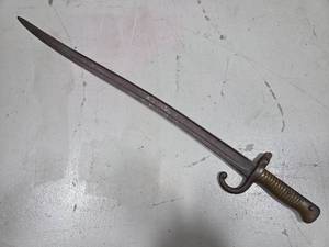 lot 150 image: French Bayonet