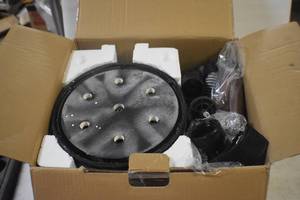 lot 33 image: Drywall Sander
