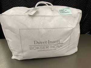 lot 8 image: Bokser Home FullQueen FeatherDown Duvet Insert 90x94
