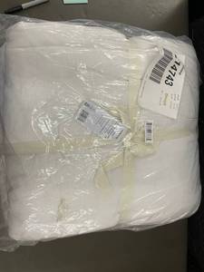lot 32 image: KingCal King Linen Comforter & Sham Set - Stained