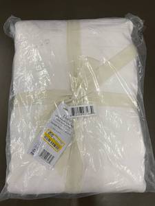 lot 59 image: Set of 2 White Linen Curtain Panels, 50in x 84in