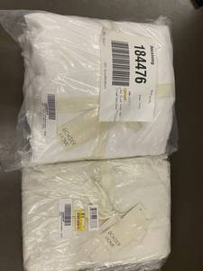 lot 96 image: Boxer Home King Linen Duvet Cover and Cal King Bedskirt Set