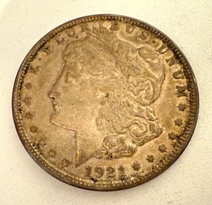 lot 34 image: 1921 Morgan Silver Dollar Coin
