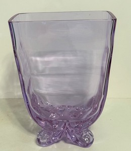 lot 36 image: LR - Vintage Tiffin Twilight Optic Dichroic Neodymium Vase with Manzoni Feet