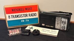 lot 50 image: Wendell-West CR-7A 8 Transistor Portable Radio