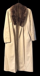 lot 56 image: Vintage Gould Leather Coat with Fur Collar